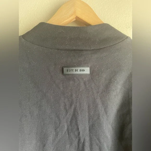 NEW Essential Fear Of God Men Black Thick Shirt Size Large - Picture 8 of 14